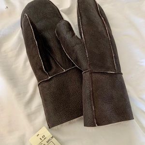 Brand new Shearling mittens